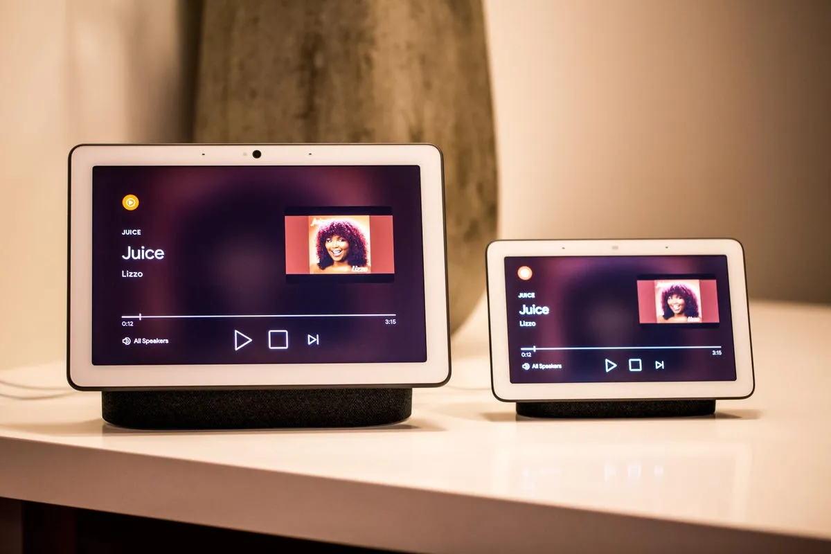 Google Nest Hub Max Review (2025): Features, Specs & Smart Home Integration