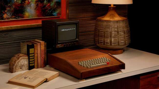 The Original Apple-1 Computer Sells For $400,000